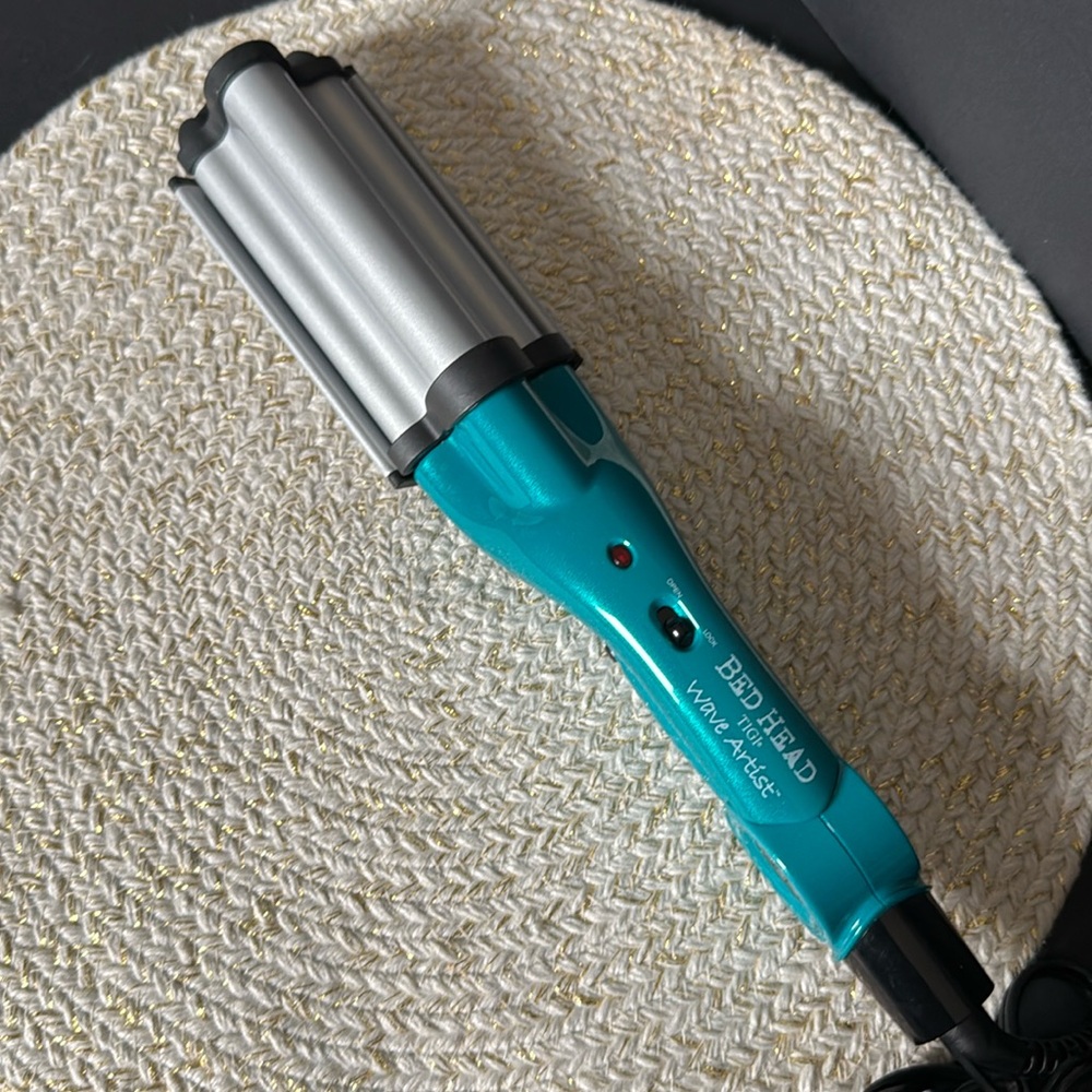 BED HEAD Waver